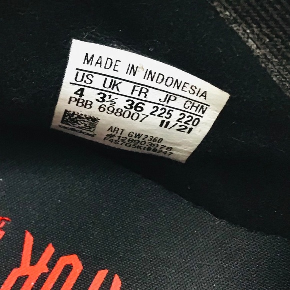 ADIDAS Predator Edge .3 size US 4 black football boots - Picture 5 of 8